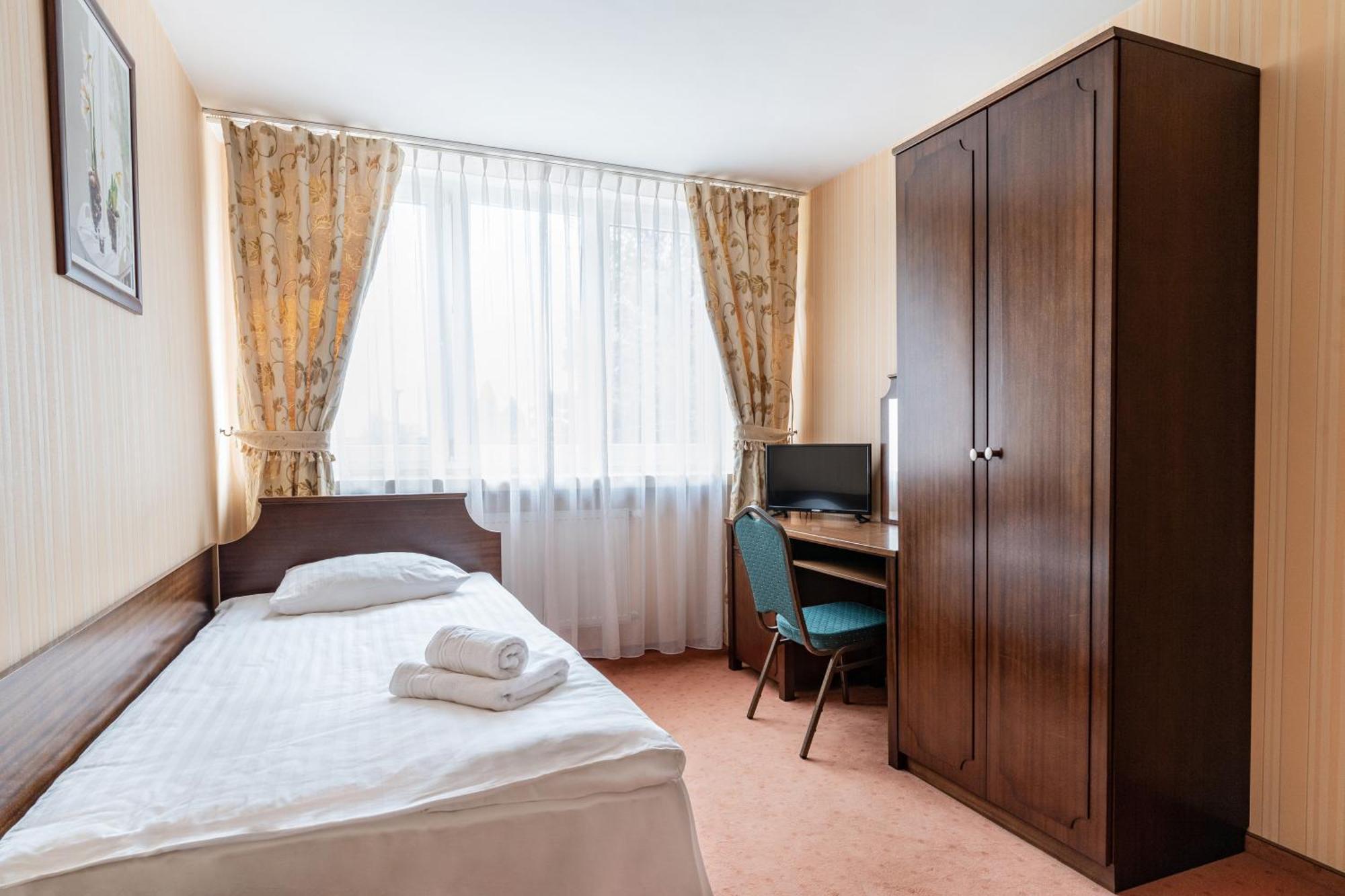 Deluxe Single Room
